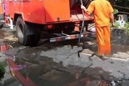 卫生间漏水要多少钱,朔城南榆林乡疏通下水管道清洗-马桶堵了一炮通